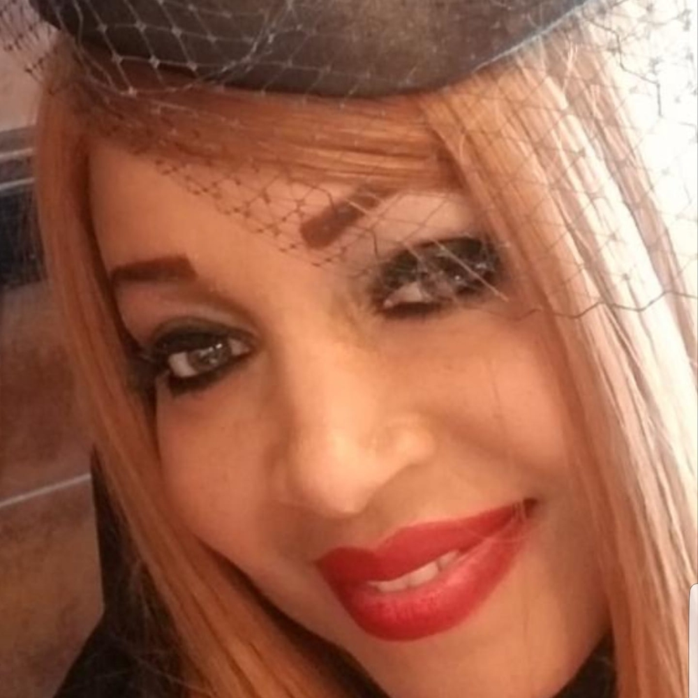 Meet your Posher, Sharon